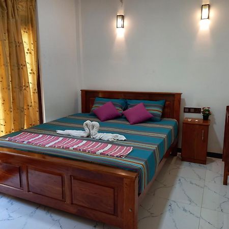 Silent Peacock Villa And Peacock Cafe تانجالي المظهر الخارجي الصورة