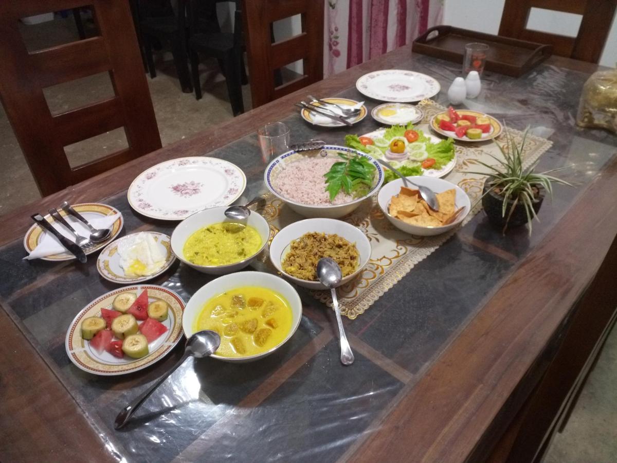 Silent Peacock Villa And Peacock Cafe تانجالي المظهر الخارجي الصورة